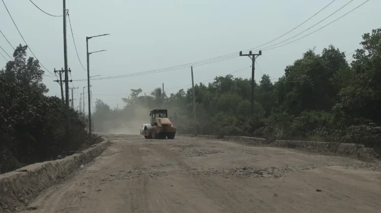 Pelindo Regional 2 Bengkulu Perbaiki Jalan Pelabuhan Secara Bertahap