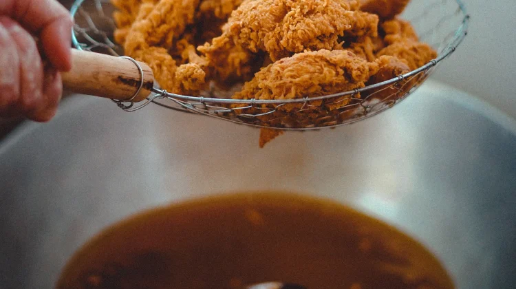 Minyak Goreng Bekas Berkali-kali Tidak Boleh Digunakan Terus-Menerus