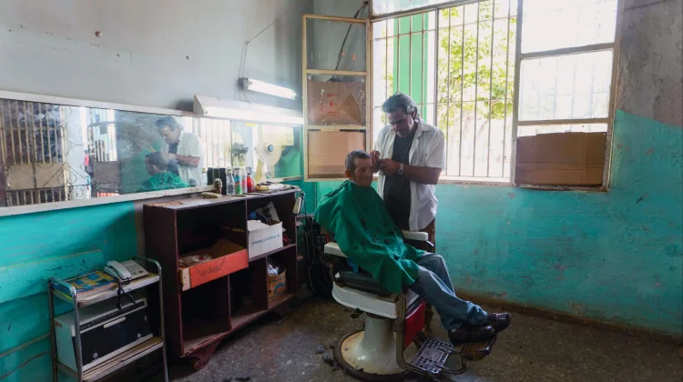 Bongkar Rahasia Usaha Barbershop, Peluang Bisnis dari Kebutuhan Perawatan Rambut
