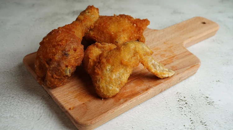 Resep Ayam Goreng Krispi ala Fried Chicken, Renyah di Luar dan Lembut di dalam