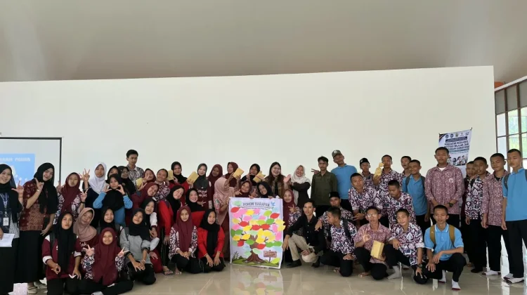 Dosen Kesejahteraan Sosial UNIB Perkuat Kesiapan Remaja di Sekolah Rakyat
