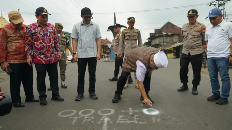 Di Bengkulu Utara, Gubernur Bengkulu Awali Pembangunan Jalan Lais 7,9 Km