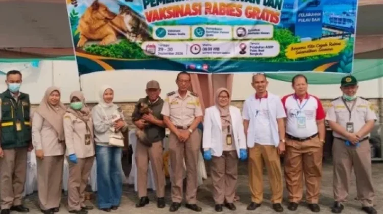 Balai Karantina Hewan,Ikan dan Tumbuhan Bengkulu memberikan 300 Dosis Rabies