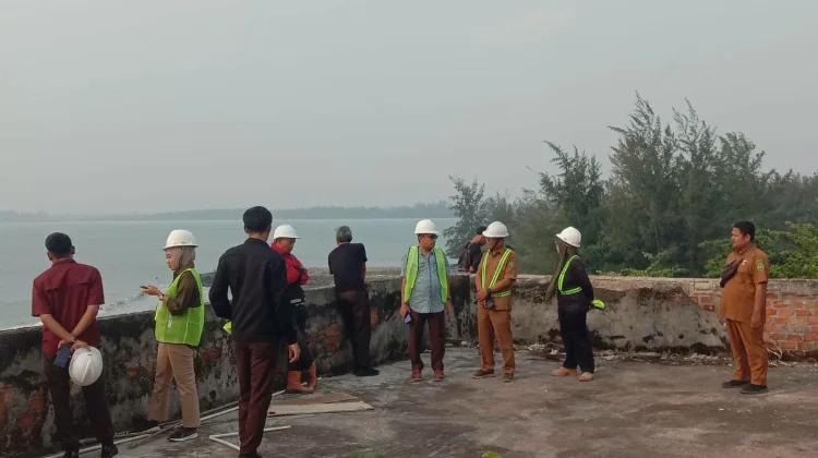Kejari Bengkulu Tinjau Proyek Pembangunan Kantor Wali Kota