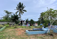 Menjelang Ramadhan Warga Bengkulu Laksanakan Tradisi Nyekar