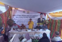 Reses di Pintu Batu, Rodi Soroti Sampah dan Infrastruktur