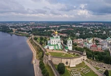 Menilik Keunikan Pskov Krom: Benteng Segitiga Abadi di Jantung Rusia