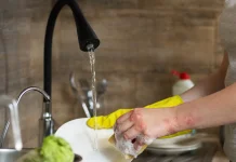 Tips Memilih Sabun Cuci Piring yang Tepat untuk Kebutuhan Rumah Tangga