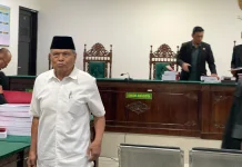 Tidak Menerima Aliran Dana Korupsi, Ahmad Kanedi di Tuntut Lima Tahun Penjara