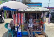 Penjual Petasan dan Kembang Api Keluhkan Menurutnya Omzet