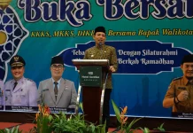 Pemkot Siapkan Hadiah Umroh Gratis untuk Guru dan Kepsek Terbaik