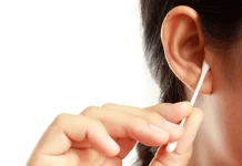 Sering Pakai Cotton Bud? Ini Bahayanya bagi Telinga