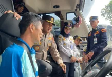 Pastikan Kesiapan Angkutan Arus Mudik, Kapolda Bengkulu Cek Kendaraan