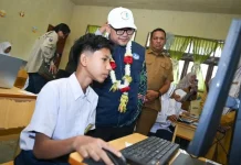 Pesan Mendikdasmen saat Tinjau Gladi TKA di Bireun