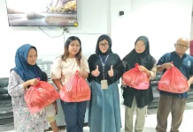 Sambut Idulfitri 1447 H, Bencoolen Mall Bagikan 150 Paket Sembako untuk Warga