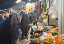 jelang Lebaran, Pasar Ramai Diserbu Warga, Lapak Bumbu Jadi Favorit