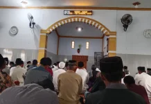 Salat Idulfitri di Masjid Akbar Al Muttaqin Sukaraja Berlangsung Khusyuk