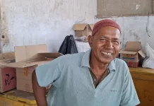 Pedagang Ikan Asin Kebanjiran Rezeki