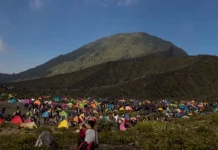 Eksotisme Gunung Kaba jadi Buruan Pegiat Trekking