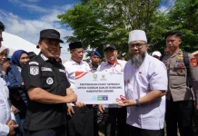 Gubernur Salurkan Bantuan Dana untuk Korban Banjir Bandang di Lebong