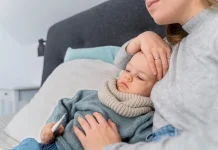 Tips Turunkan Demam Anak Secara Alami