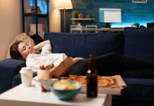 Sering Ngantuk setelah Makan? ternyata Ini Bahayanya jika Langsung Tidur