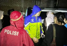 Kapolres Lebong Datangi Lokasi Peristiwa Orang Hanyut di Desa Lemeu