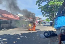 Nelayan Malabero Blokir Jalan Protes Penangkapan Solar untuk Melaut
