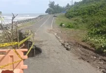 Amblas Lagi, Jalan Desa Serangai Hampir Putus