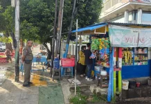 Satpol PP  Tertibkan Pedagang di Atas Trotoar Kawasan Belungguk Point