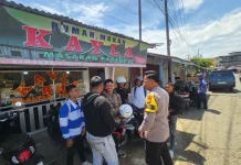 Polsek Manna Perkuat Sinergi Kamtibmas bersama Warga Desa Tanjung Raman