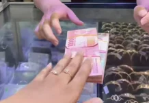 Harga Emas Sabtu 6 Juni Turun Tajam