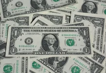 Mengapa Nilai Dollar Terhadap Rupiah Sering Mengalami Kenaikan?