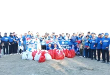 Demokrat Bengkulu Gelar Aksi Bersih Pantai Sambut HUT Ke-25