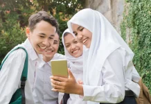 Bukan Dilarang, Ini Aturan Baru Penggunaan Gawai di Sekolah Tahun 2026