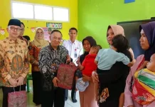 Kemendukbangga Tinjau Lokasi Tamasya, Salurkan Bantuan Rumah Layak Huni di Seluma
