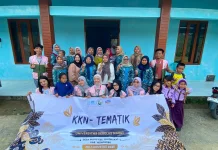 Tingkatkan Nilai Ekonomi Desa PKKN UNS 275 Pelatihan Diversifikasi Olahan Salak