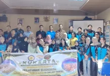 KKN Unihaz Perkenalkan Budidaya Ikan Kolam Terpal bagi Warga Desa Sido Makmur