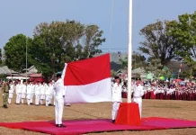 Paskibraka Kaur Sukses Kibarkan Bendera Merah Putih pada HUT ke-81 RI