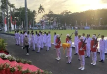 Upacara Penurunan Bendera HUT RI ke-81 di Bengkulu Berlangsung Khidmat