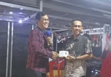 Legislator Rodi Bersama Warga Bajak Rayakan HUT ke 81 Kemerdekaan RI