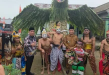 Sedekah Bumi dan Karnaval Semarakkan HUT RI ke-81 di Sidorejo