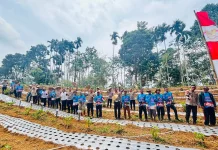 Polres Lebong Ikuti Penanaman Bawang Putih Serentak, Dukung Swasembada Pangan