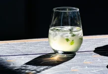 Kenapa setelah Makan Mint, Air Terasa Dingin?