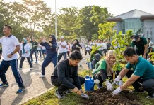 Senam dan Tanam Pohon Ramaikan RRI Fest