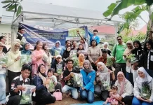 Dosen Unihaz Dampingi Penyandang Disabilitas Budidaya Sayuran Hidroponik
