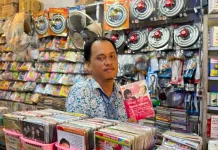 Kaset Lawas Bertahan di tengah Perubahan Musik Digital