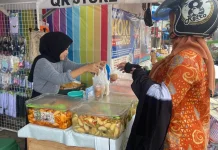 Asinan Kiamboy Semakin Diminati, Penjualan Per Hari mencapai Ratusan Cup