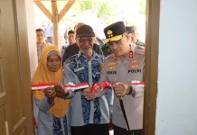 Warga Desa Karang Pulau Dapat Bantuan Bedah Rumah Dari Kapolda Bengkulu