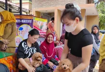 Warga Antusias Vaksinasi Rabies Hewan dalam Rangka Bulan Bakti Peternakan
